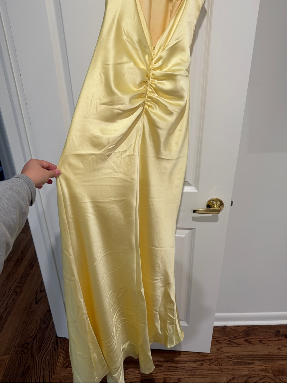 Xscape One-Shoulder Satin Evening Dress in Pale Yellow - Picture 5 of 6